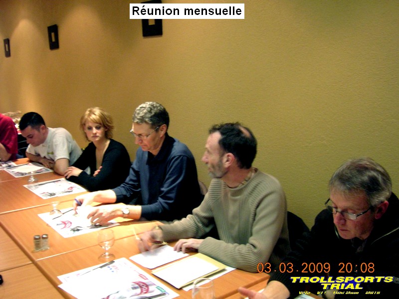 reunion_mensuelle/img/2009 03 reunion mensuelle 6.JPG